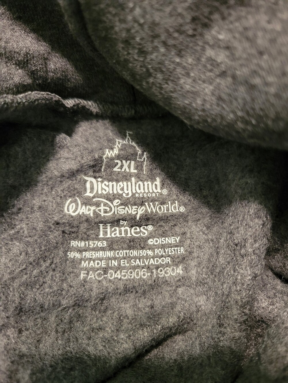 Disney's Sweater - Picture 4 of 4